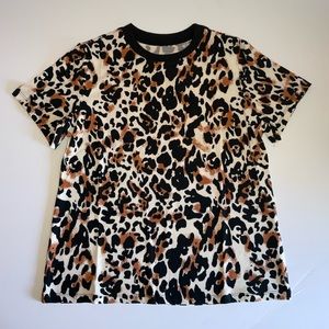 Ramisu women’s Casual brown leopard top.